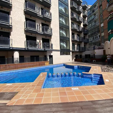 Daire Ukelele - 6p Modern Flat With Pool & Parking