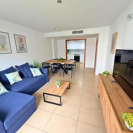 Ukelele - 6p Modern Flat With Pool & Parking Daire
