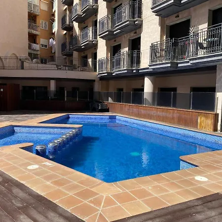 Daire Ukelele - 6p Modern Flat With Pool & Parking Lloret de Mar